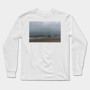 Scenic Pacific coast vista on an overact day, California Long Sleeve T-Shirt